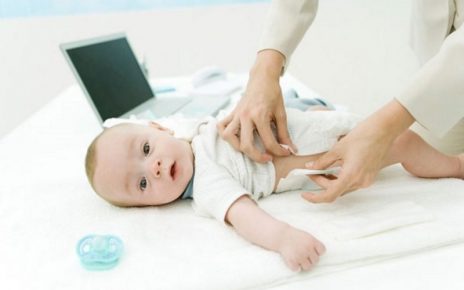 cách trị hăm cho trẻ sơ sinh
